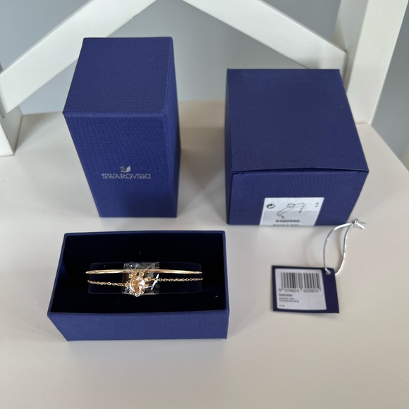 Swarovski Olive Bangle Brand New - Picture 1 of 4